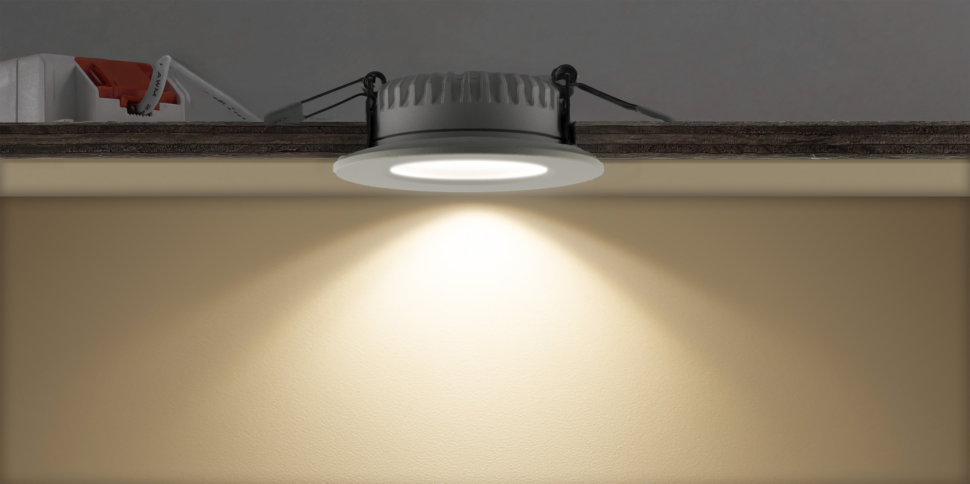 Udis-Wit-Sfeer.jpg Udis-Wit-Sfeer.jpg