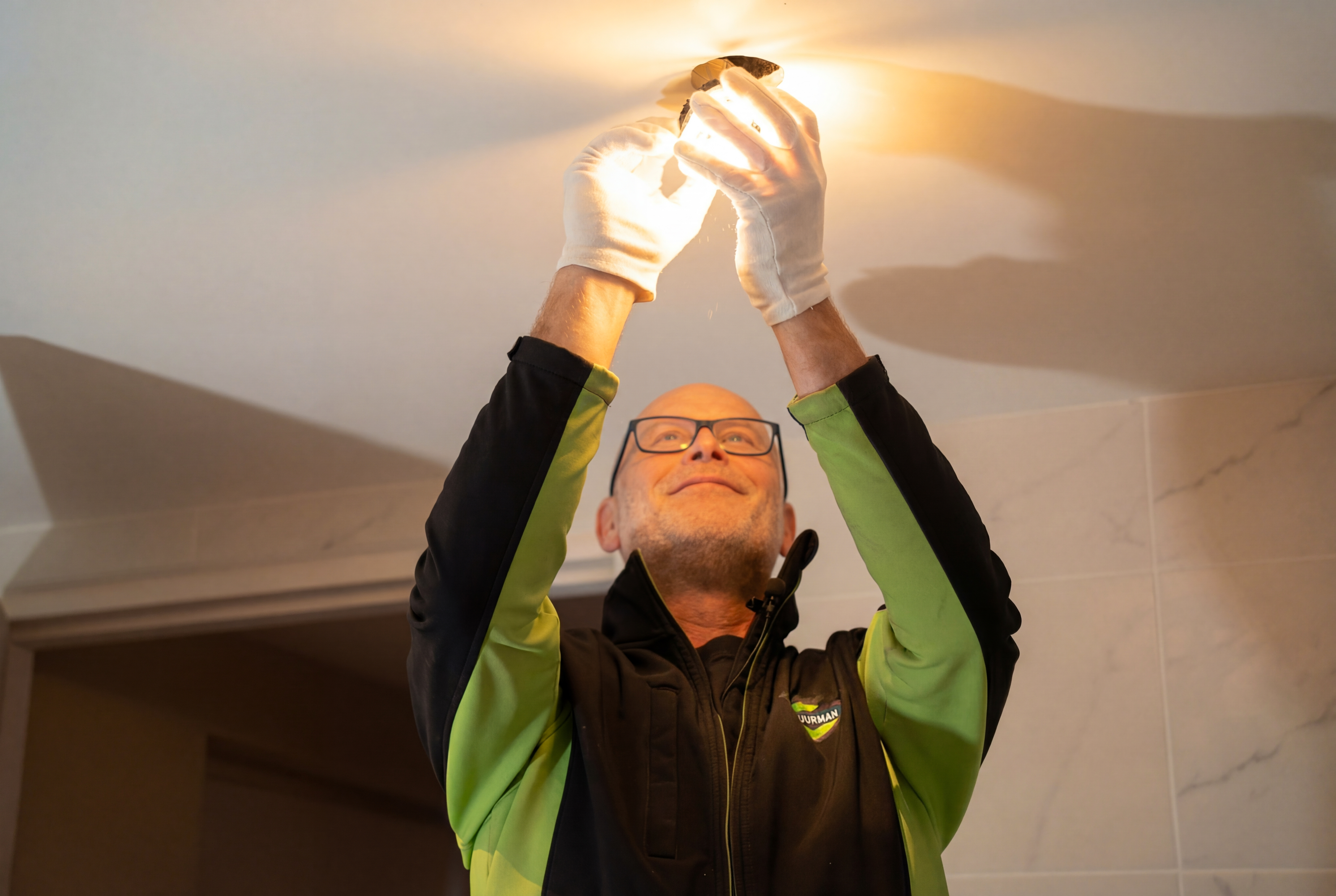 Hoe installeer ik een LED-inbouwspot?